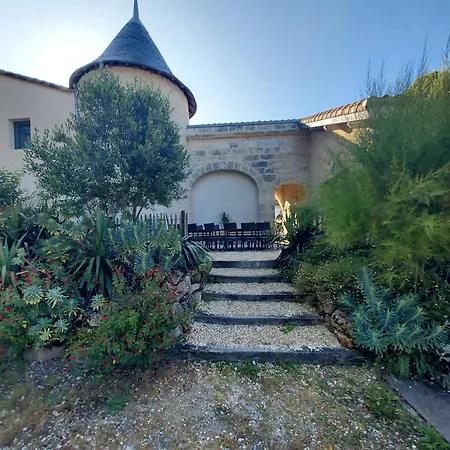 Logis Insolites Et Restaurant Domaine Du Seudre Casa vacanze Saint-Germain-du-Seudre