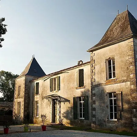Logis Domaine Du Seudre Сasa de vacaciones