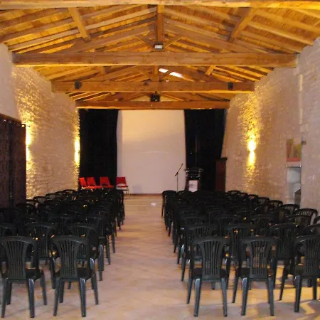 Logis Domaine Du Seudre * Saint-Germain-du-Seudre