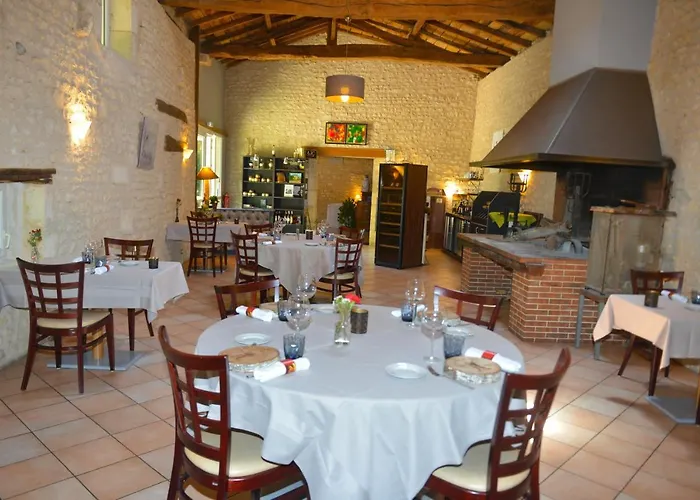 Logis Domaine Du Seudre * Saint-Germain-du-Seudre